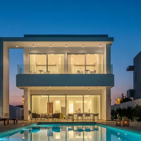 וילה Blue Waves Beachfront פרוטאראס